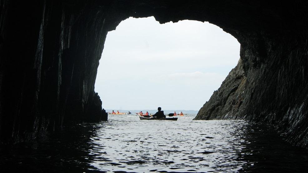 kayak de mer  - grottes